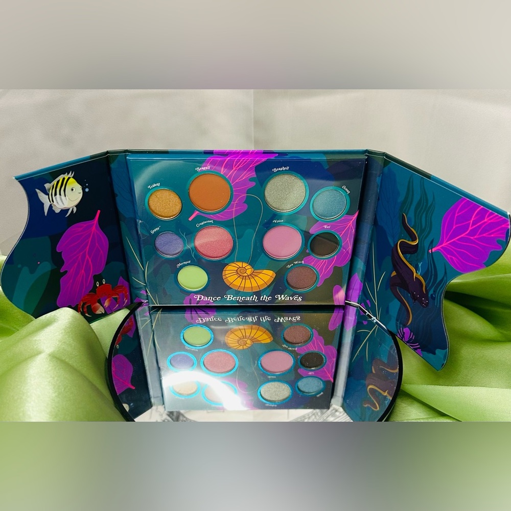 NIP DISNEY LIMITED EDITION THE LITTLE MERMAID 10 SHADE EYESHADOW PALLETE